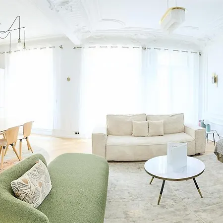 Appartamento Champs Elysées!montaigne, New Luxurious 6pers Flat *