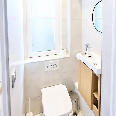 Champs Elysees!montaigne, New Luxurious 6pers Flat Apartment *