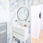 Champs Elysees!montaigne, New Luxurious 6pers Flat Apartamento París